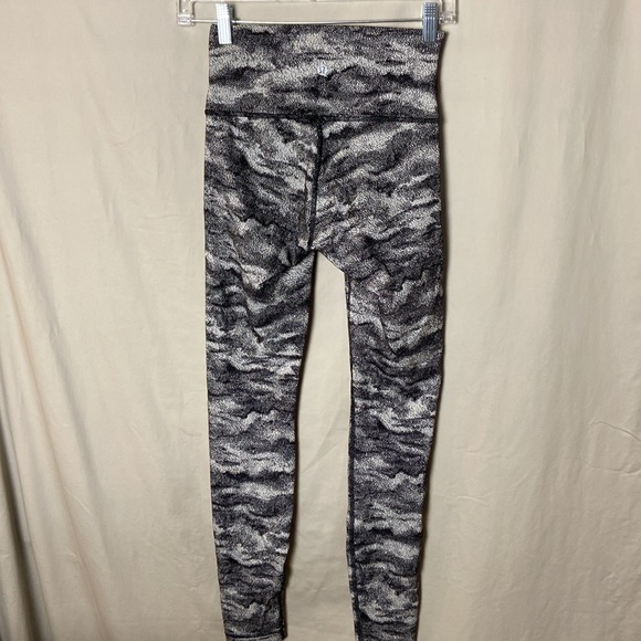 Lululemon Women 4 Wunder Under Luxtreme Aerify Jacquard Black Alpine leggings - Picture 2 of 5